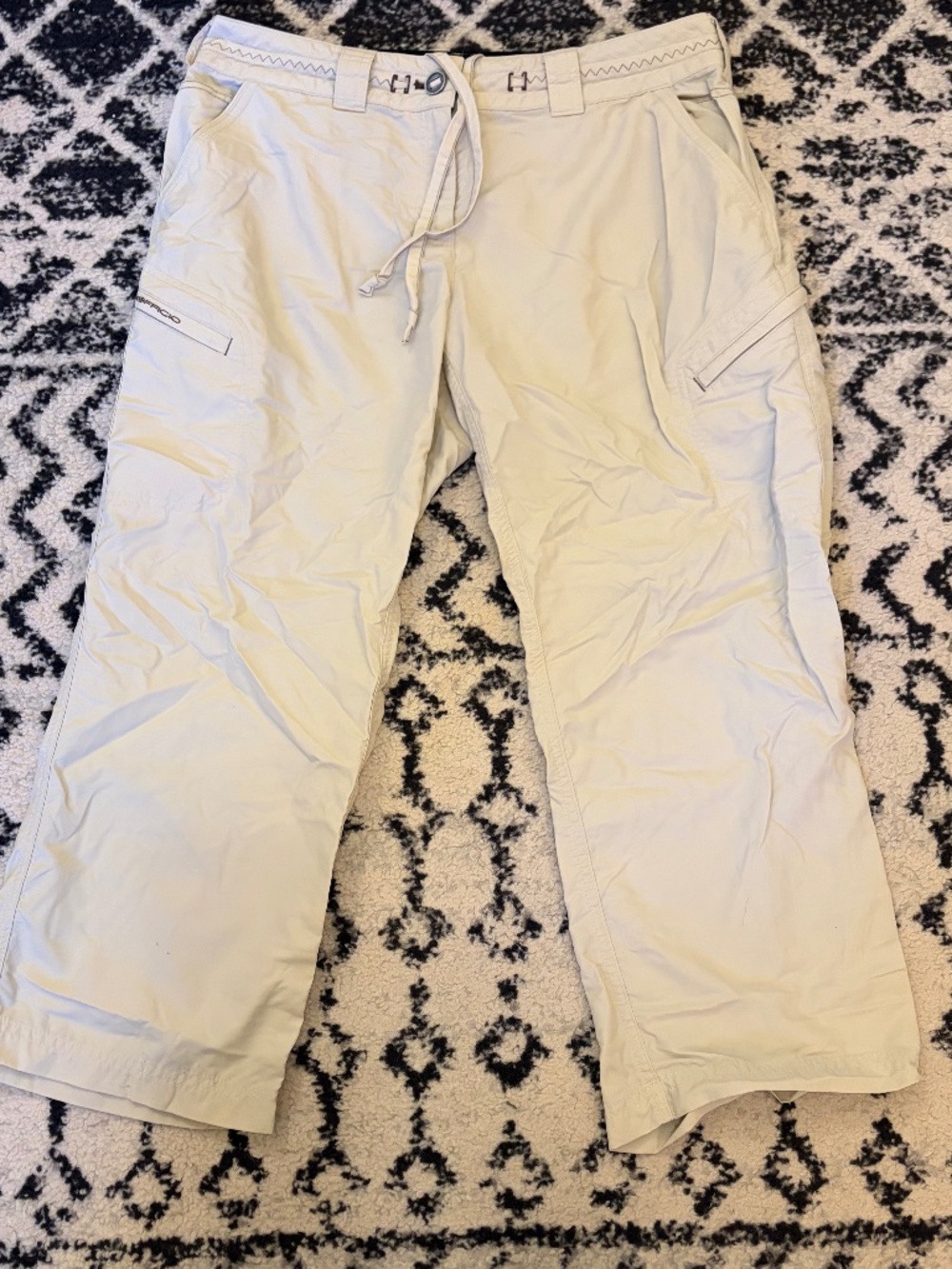 Exofficio Women's Cropped Cargo Pants 10 Cream Hiking Outdoors Camping Walking